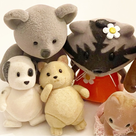 Calico‎ Critters Posable Figures EPOCH Sylvanian Family Assorted Animals - Picture 3 of 3